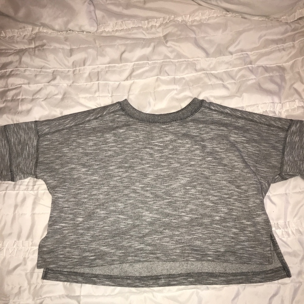 90 degree crop sweatshirt